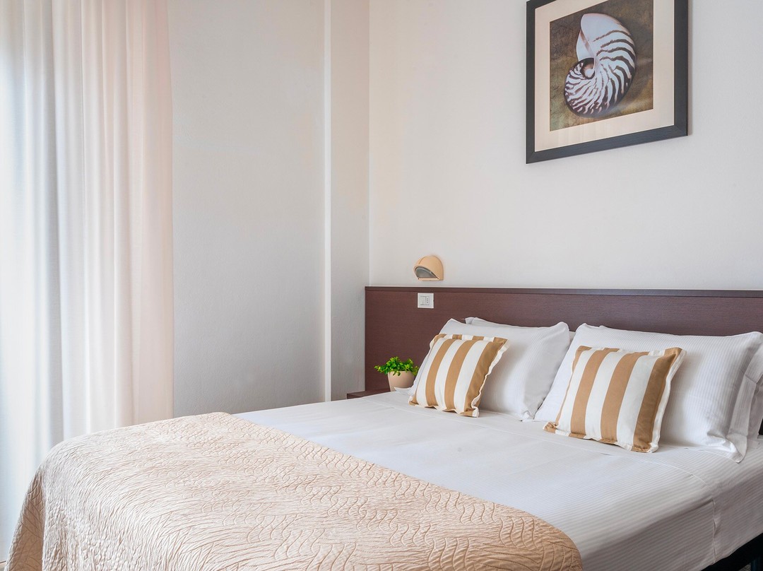 Hotel Carmen主图