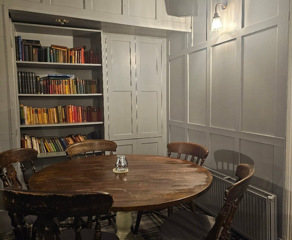 Kirklands Hotel主图