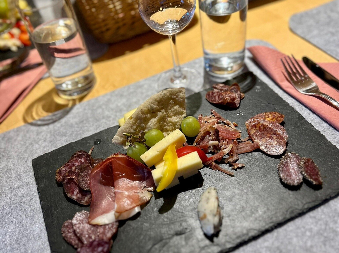 Genuss Brennerei Fankhauser-图克斯必去景点