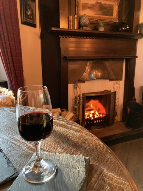 石质别墅酒店主图