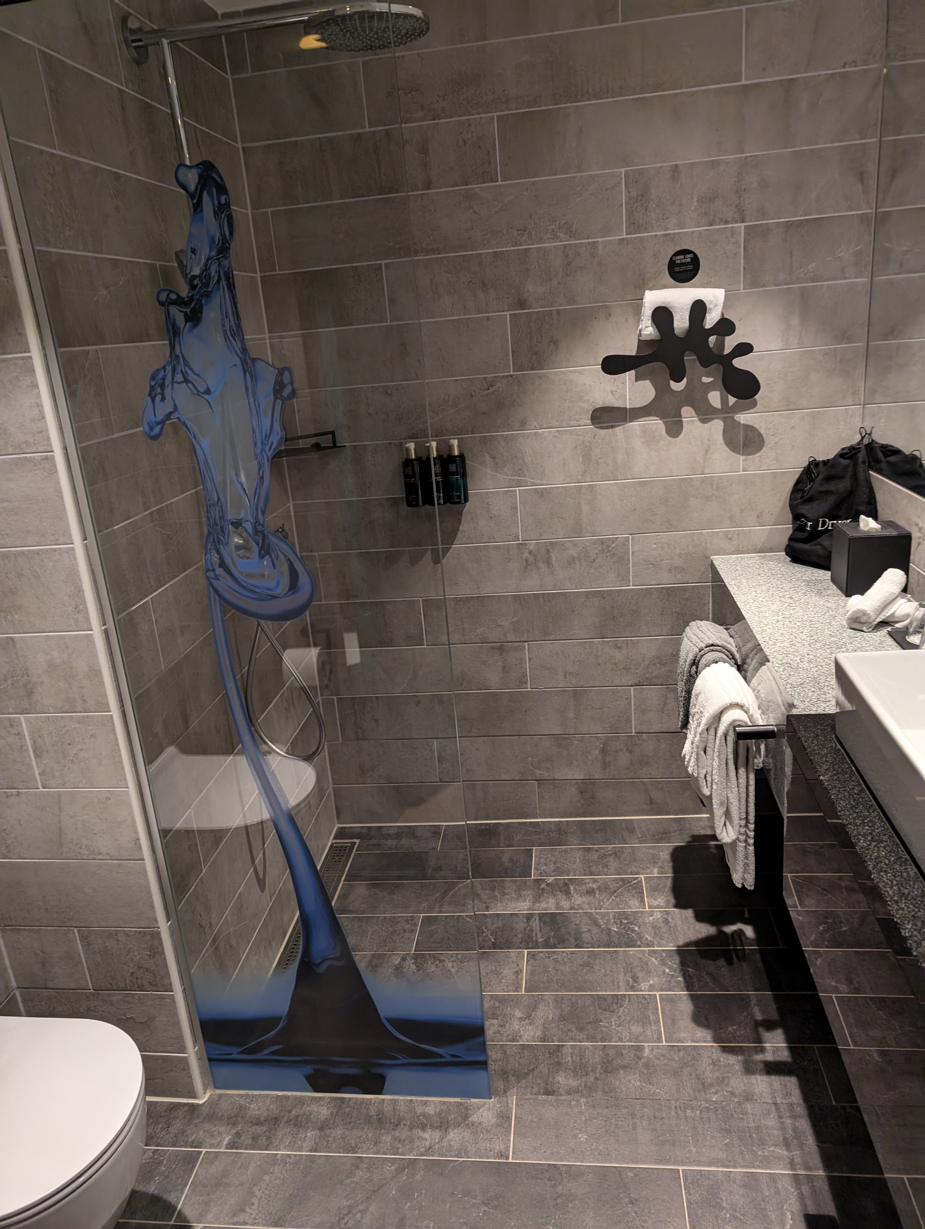 Clarion Hotel The Hub-浴室