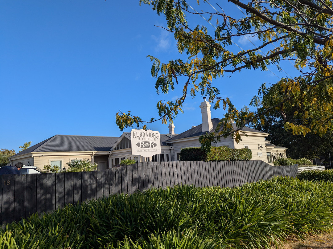 Kurrajong House主图