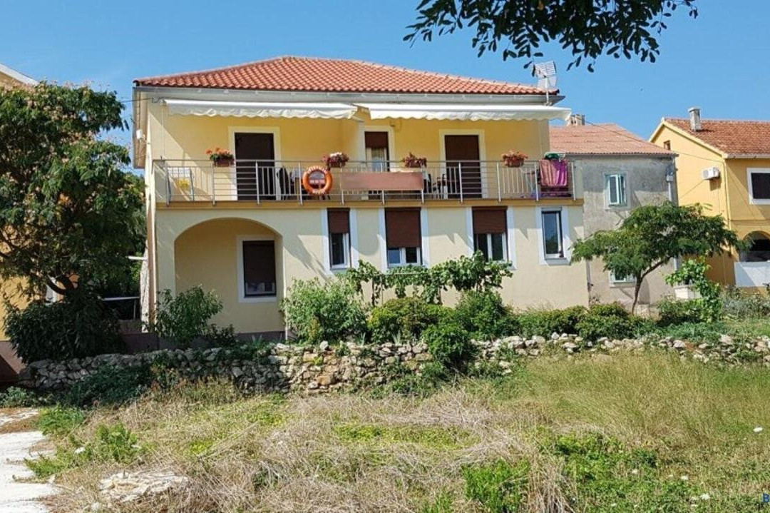 Apartments Zvone