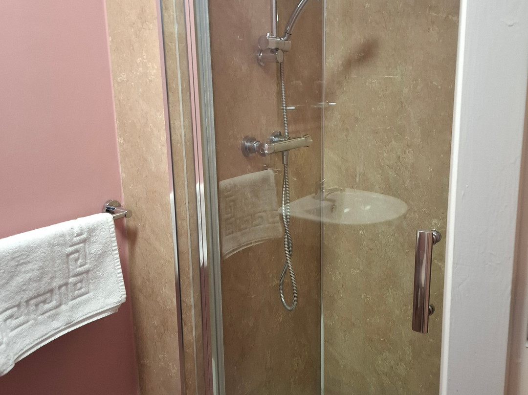 The Ferns Farm Hotel & Palms leisure Club主图