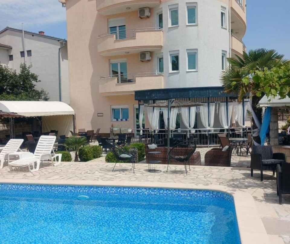 Apartments Denis