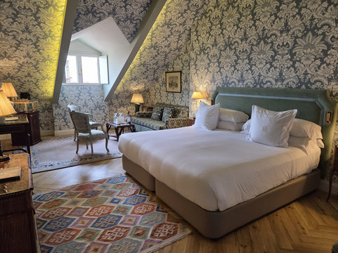 罗莱夏朵奥尔菲拉酒店主图