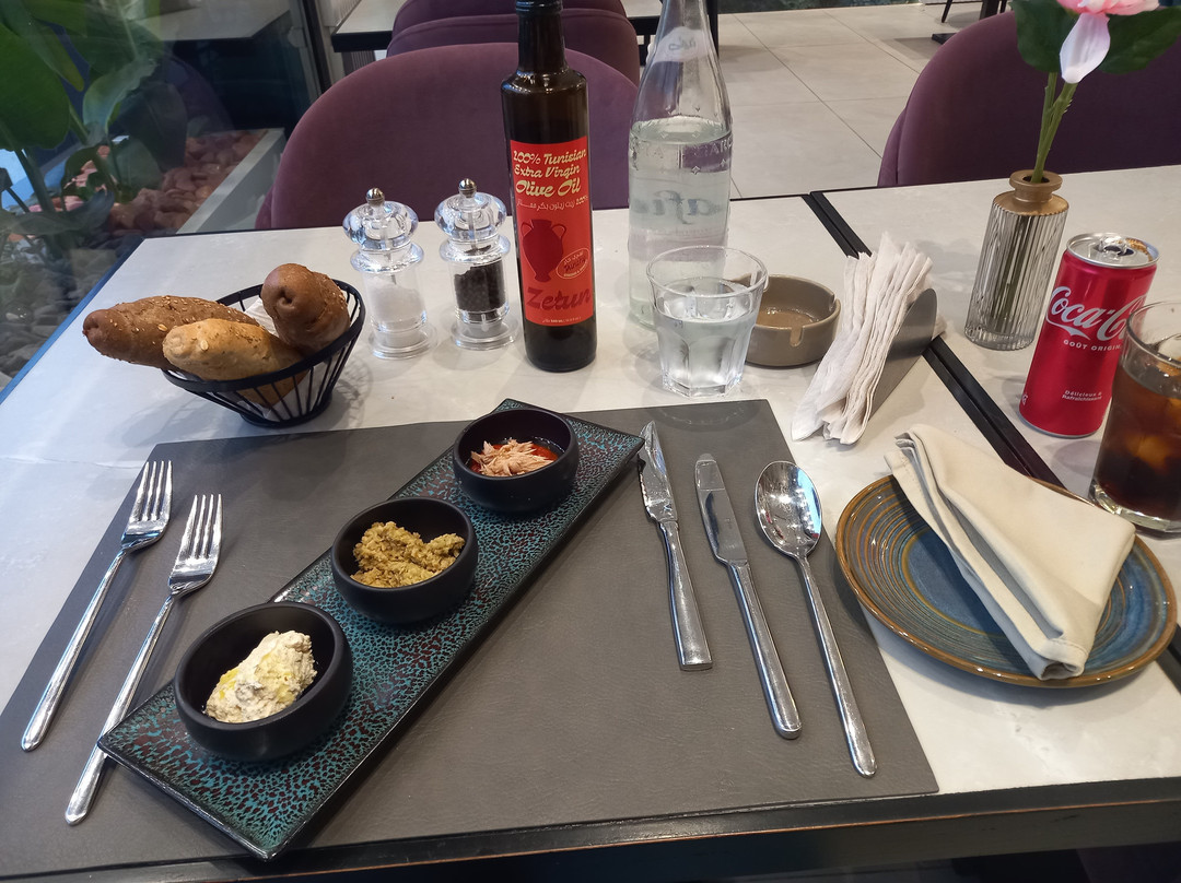 Azur Café Restaurant