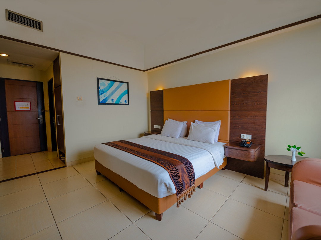 巴顺丹公约大酒店主图