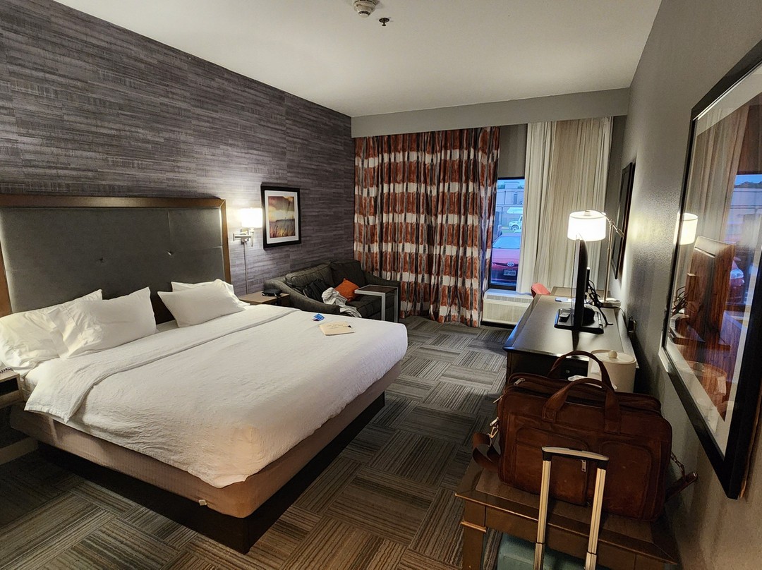 马斯科吉希尔顿恒庭酒店主图