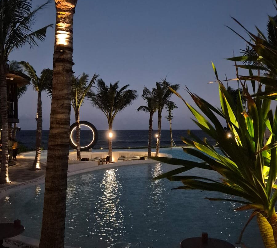 Moonstone Beach Lounge-苏卡瓦堤必去景点