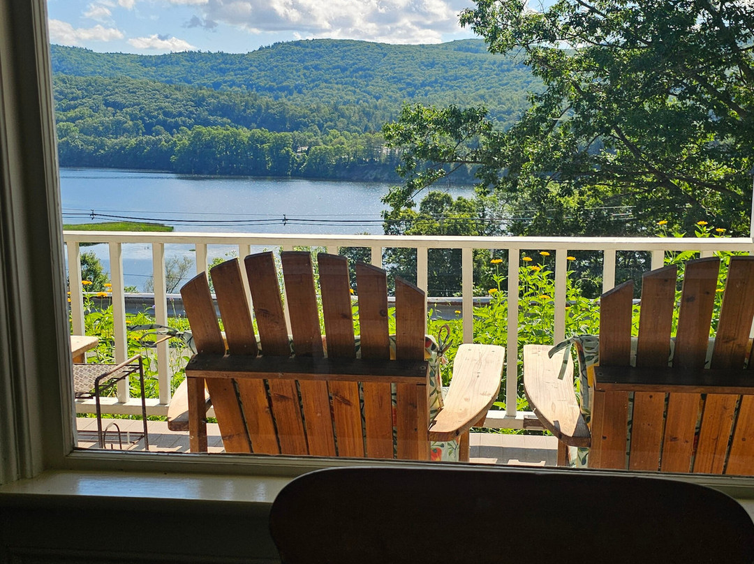 Harvest Barn Inn主图