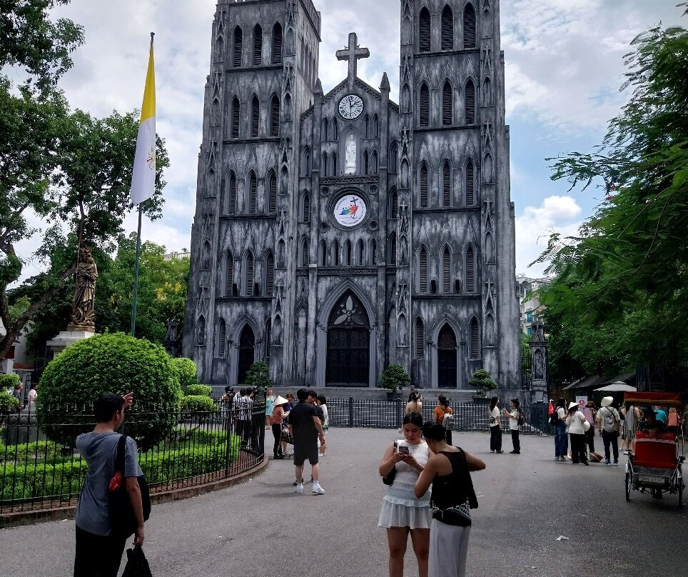 Statue of Virgin Mary-Hoan Kiem必去景点