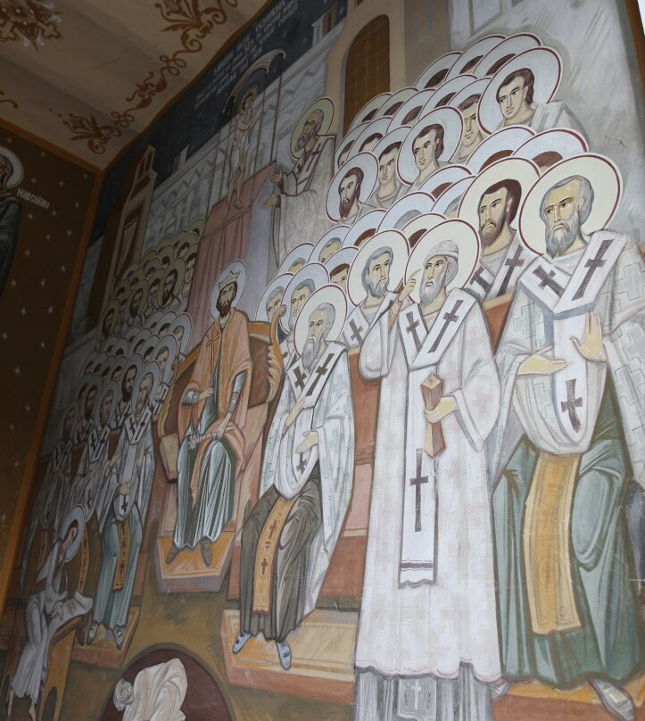 Biserica Sfinții Trei Ierarhi Din Bistrița-Bistrita Bargaului必去景点