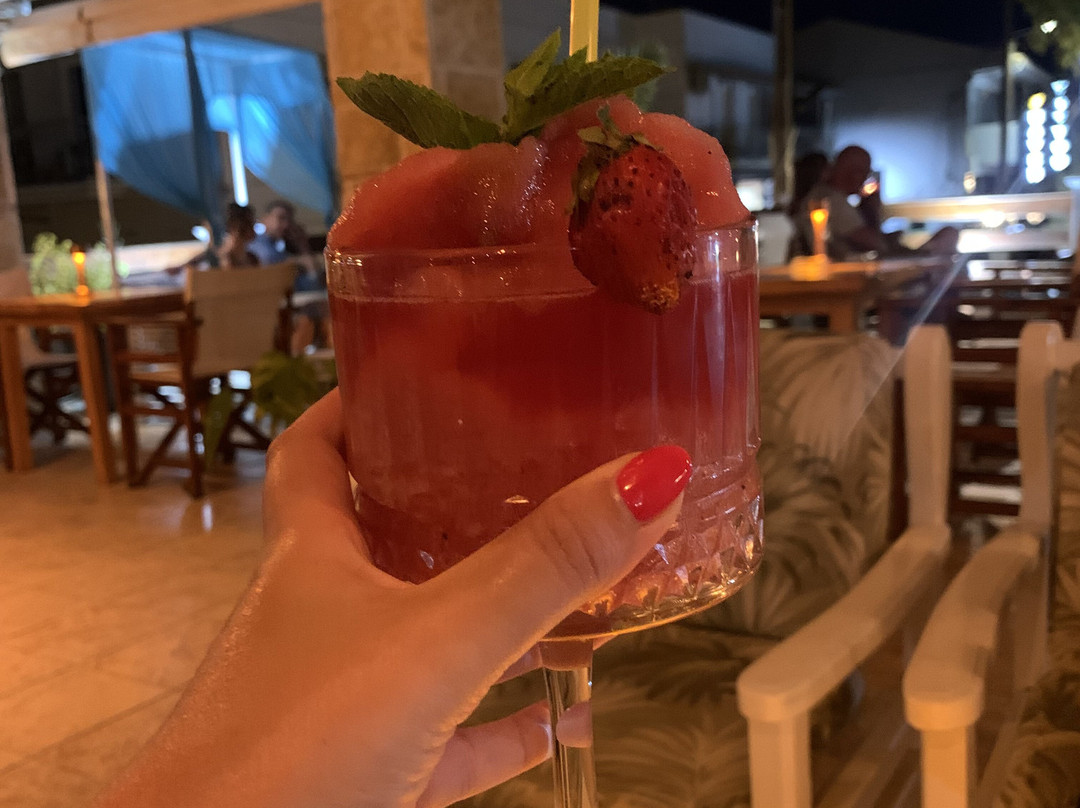 Red Tail Cocktail Bar-卡拉马其必去景点