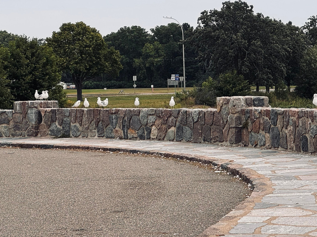 Garrison Concourse Wayside Park