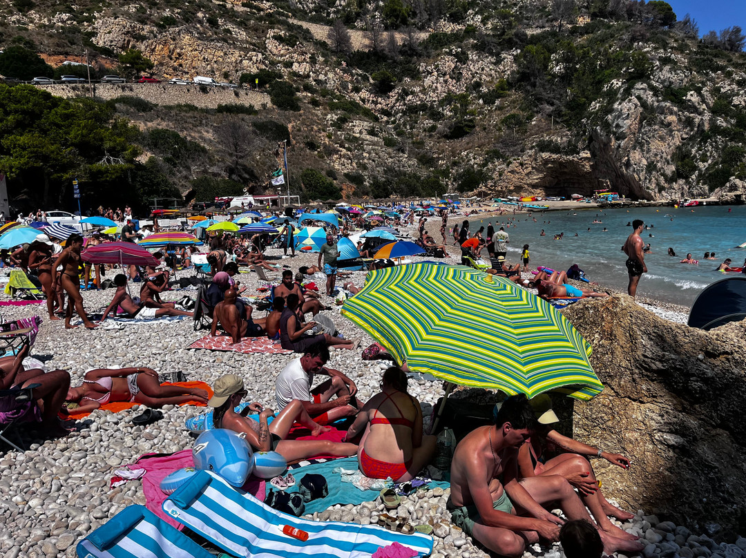 Playa La Granadella-哈韦阿必去景点