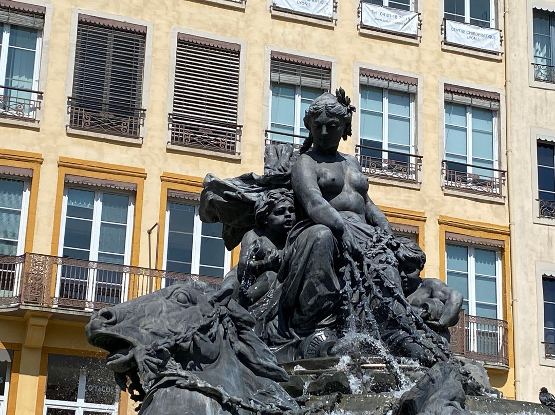 La Fontaine Bartholdi-里昂必去景点