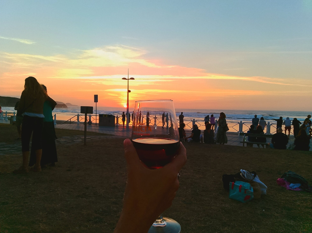 Playa de Salinas-Salinas必去景点