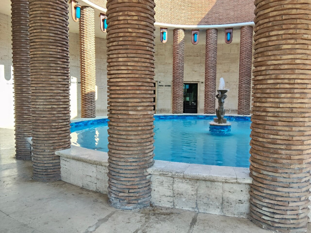 Edificio Postale Roma Ostia Lido-Lido di Ostia必去景点