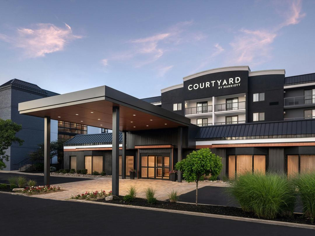 Chagrin Falls酒店住宿-Courtyard by Marriott Cleveland Beachwood