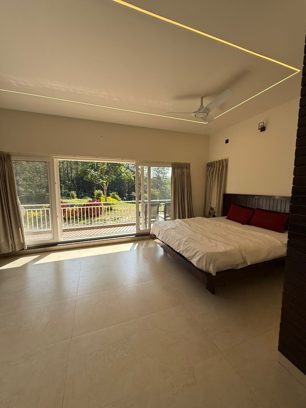 Chola Lakeview Stay Inn-客卧