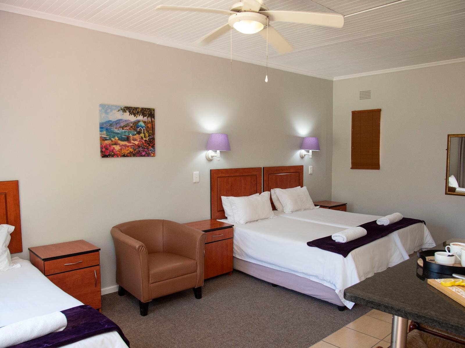 Pine Lodge George-客卧