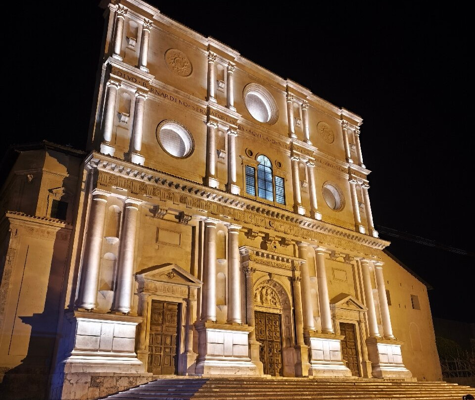 Basilica di San Bernardino-拉奎拉必去景点