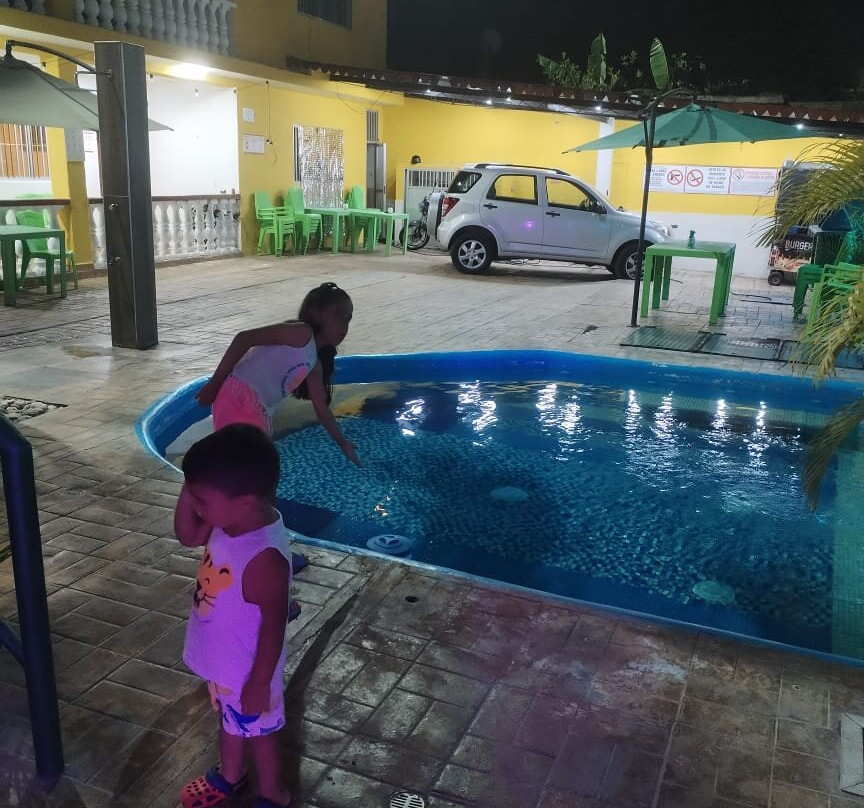 Hospedaje La Piña Beach