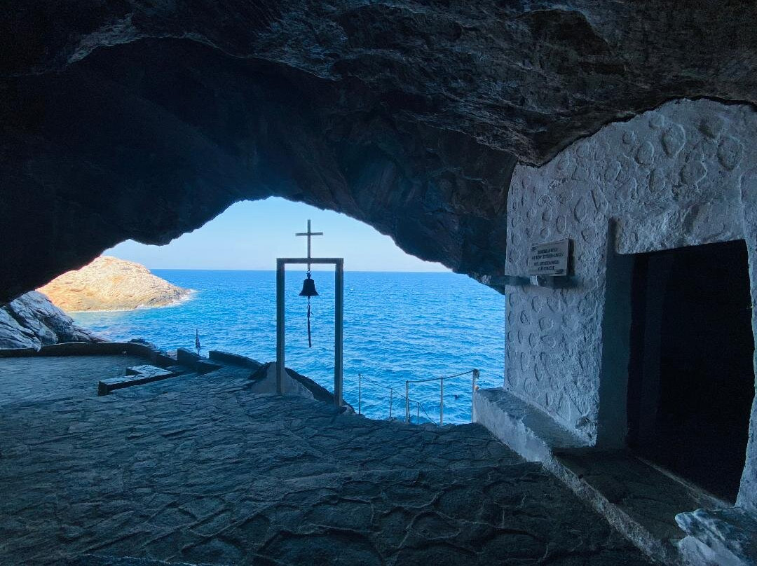 Agios Stefanos Church-Galissas必去景点