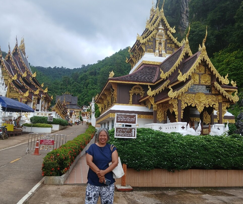 Wat Tham Chetawan-难府必去景点
