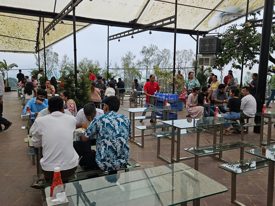 Mapro Garden-马哈巴勒什瓦必去景点