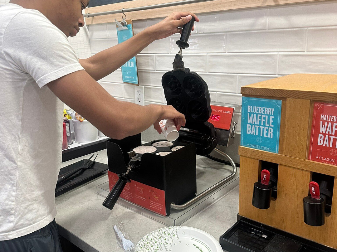 佛罗伦萨市区汉普顿套房酒店主图