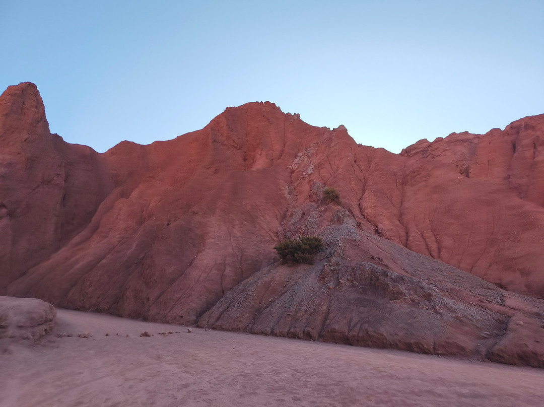 Valle Arcoiris-圣佩德罗-德阿塔卡马必去景点