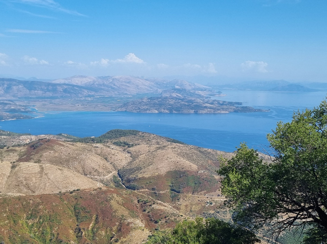 Pantokrator-Agios Matheos必去景点