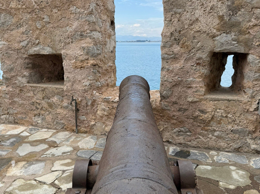 Bourtzi-纳夫普利翁必去景点