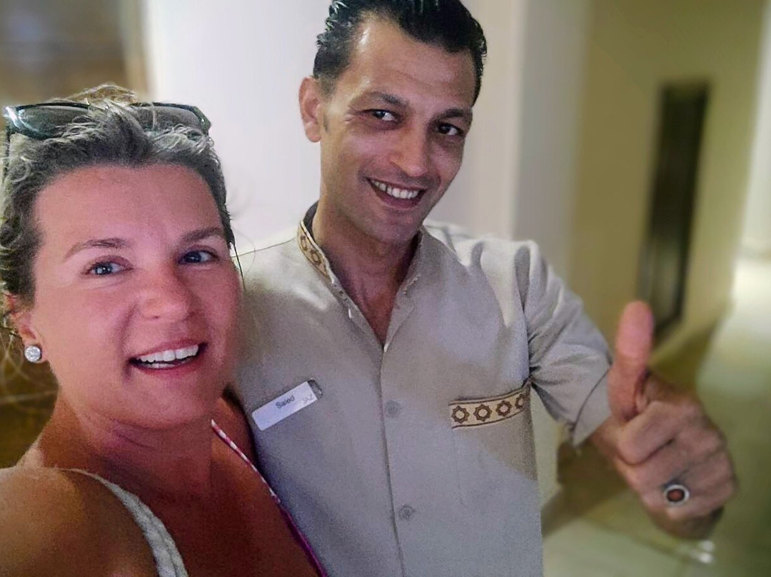 JAZ Elite Crystal, Almaza Bay主图