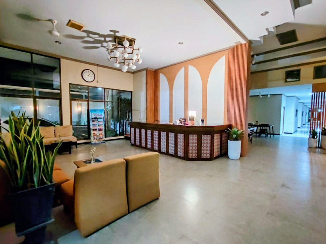 Grand Trisula Hotel Indramayu主图