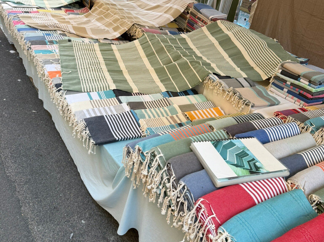 Marche de Sainte Foy-la-Grande-大圣富瓦必去景点