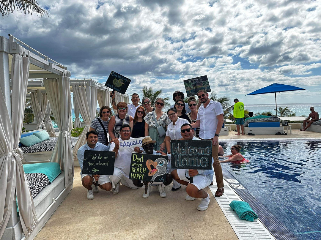 Pineapple Escapes Travel