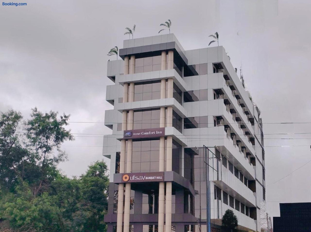 Hotel Comfort Inn Shikrapur