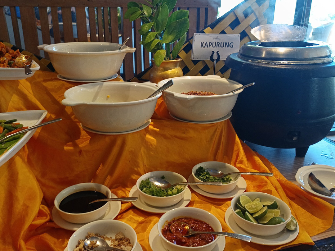 The Rinra Makassar主图