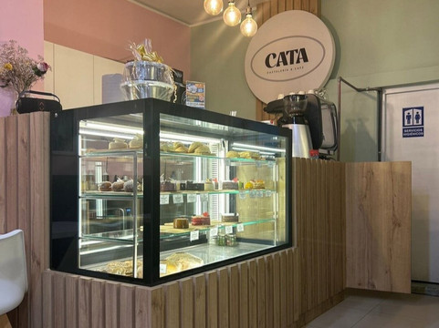 CATA pastelería y café