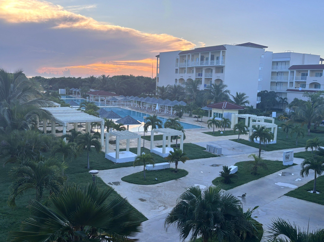 Sanctuary at Grand Memories Holguin主图