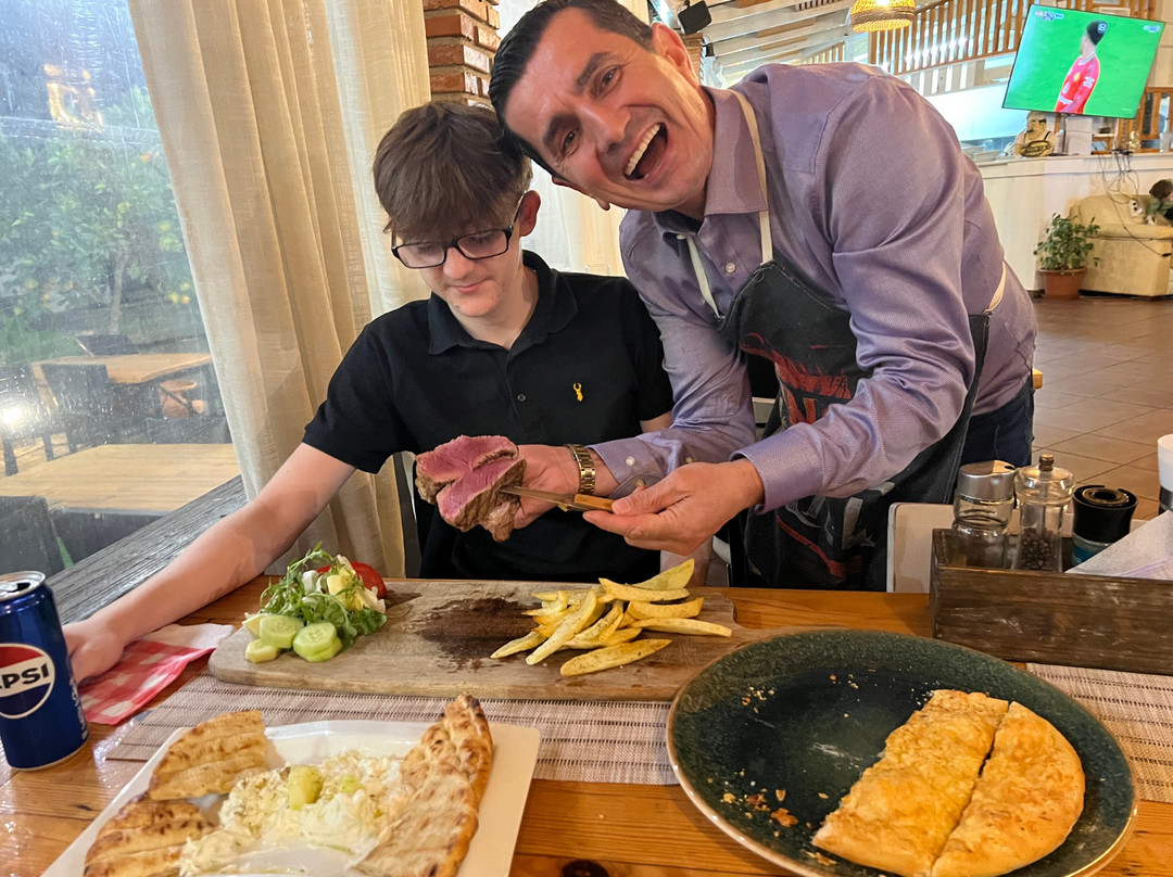 The Melon Cocktail Bar-卡拉马其必去景点