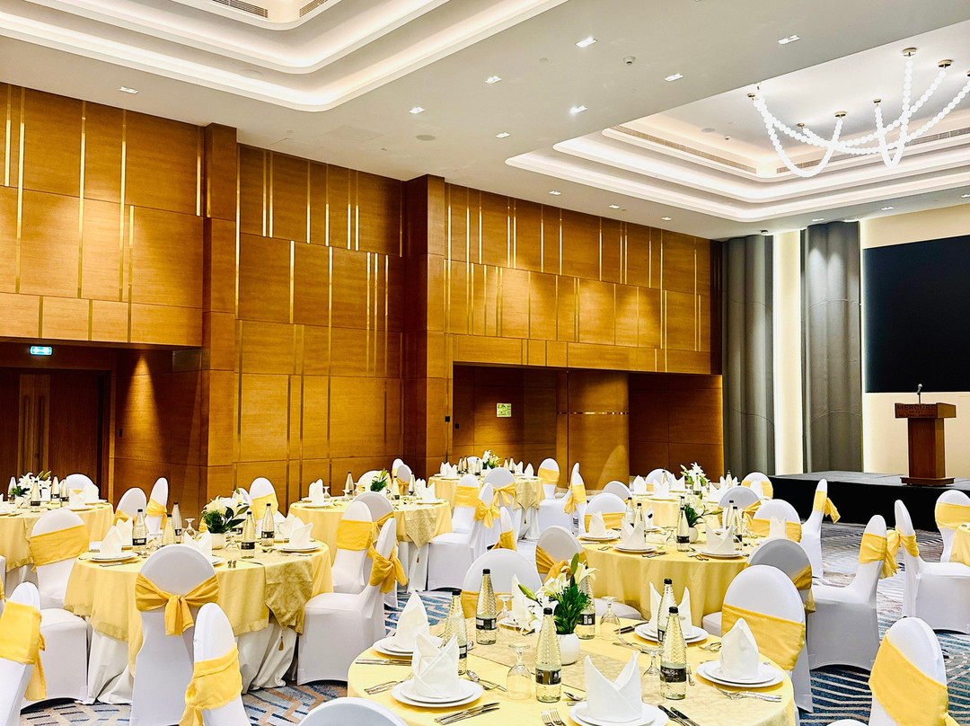 阿布扎比市中心美居酒店