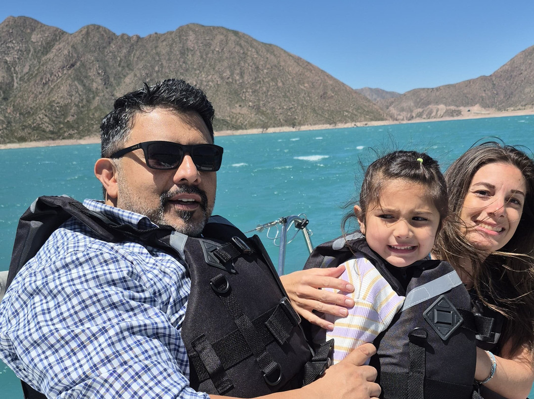 Alpataco Vinos y Cuero-门多萨必去景点