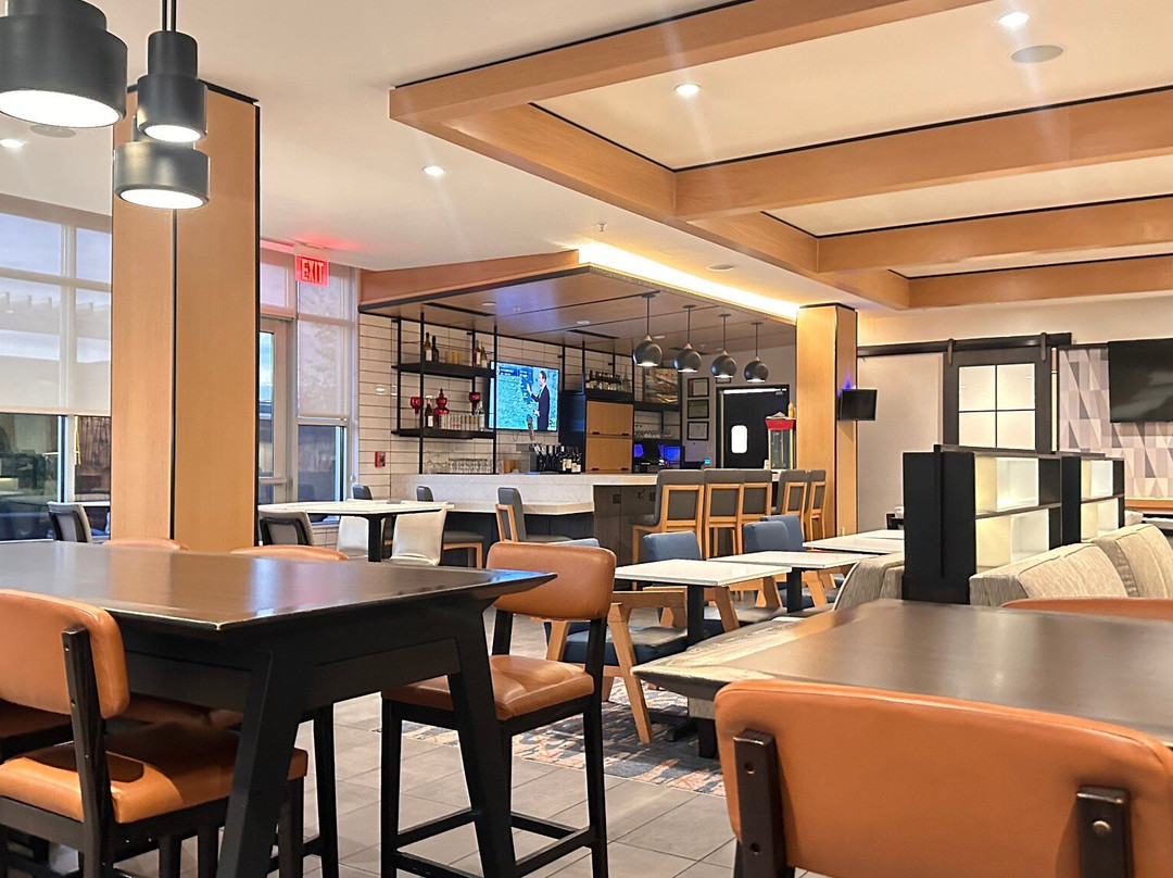 Hyatt House Chicago / Oak Brook主图