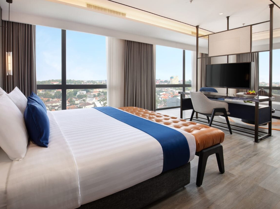 Hotel Aruss Semarang主图