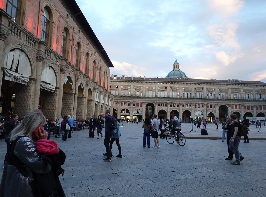 博洛尼亚主广场-博洛尼亚必去景点