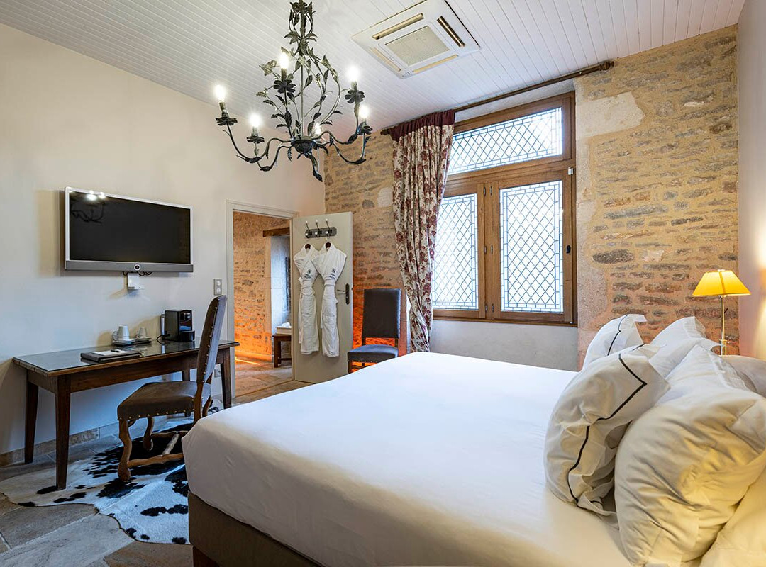 美资艾尔修道院酒店主图